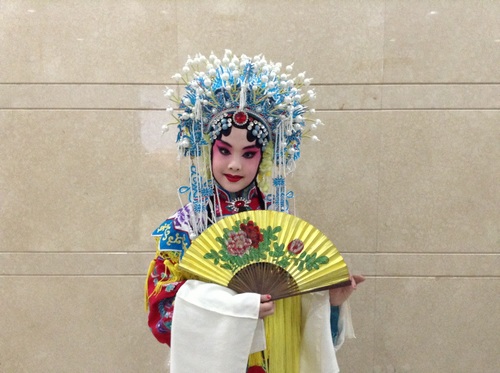 小男旦巴特爾最新演出精彩呈現(xiàn)