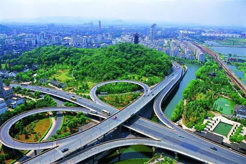 鳳林路東延最新進(jìn)展與挑戰(zhàn)全面解讀