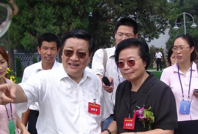 史同立最新動態(tài)，小巷中的獨特風味