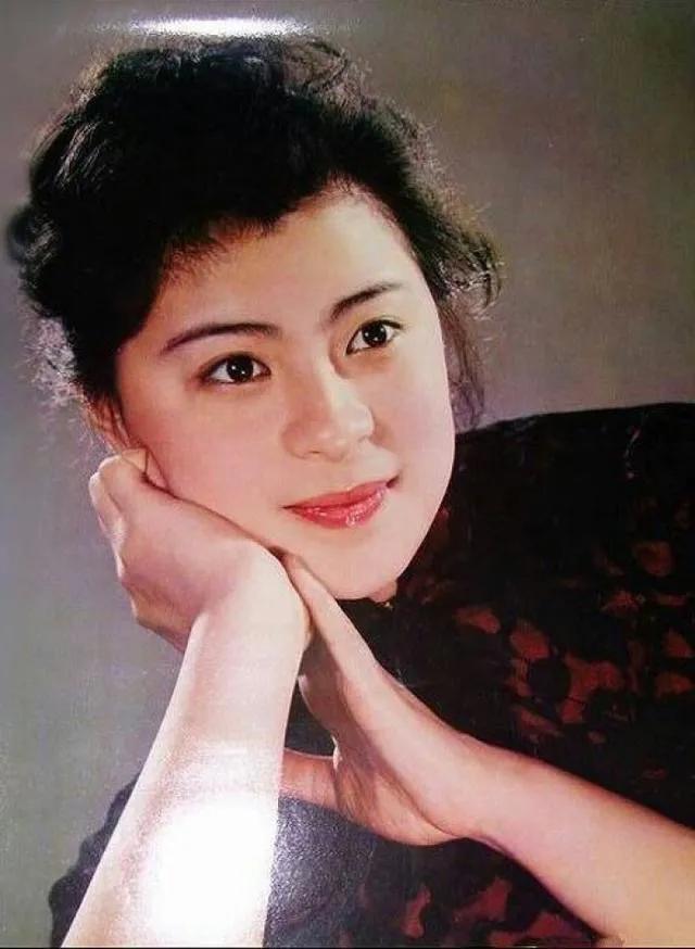 劉佳，星光璀璨的時(shí)代巨星演員之路