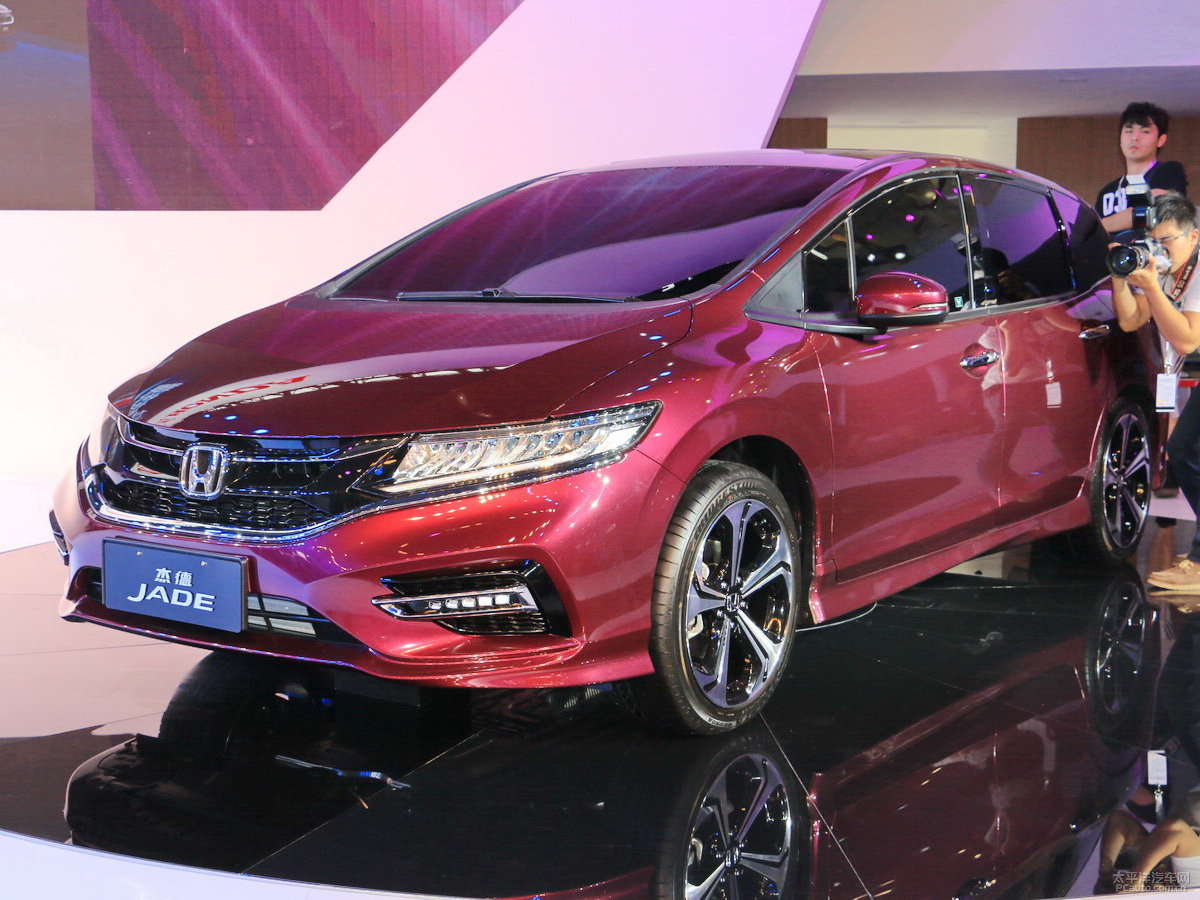 最新JD轎車，科技引領(lǐng)駕駛新體驗(yàn)