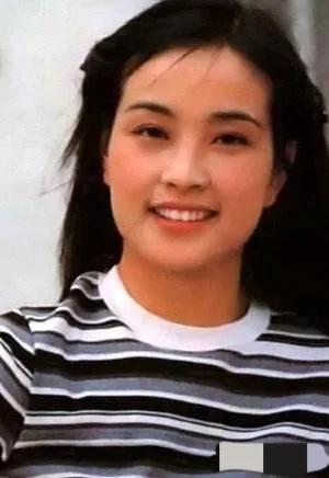 劉曉慶最新照片揭秘與小巷深處的特色小店探秘